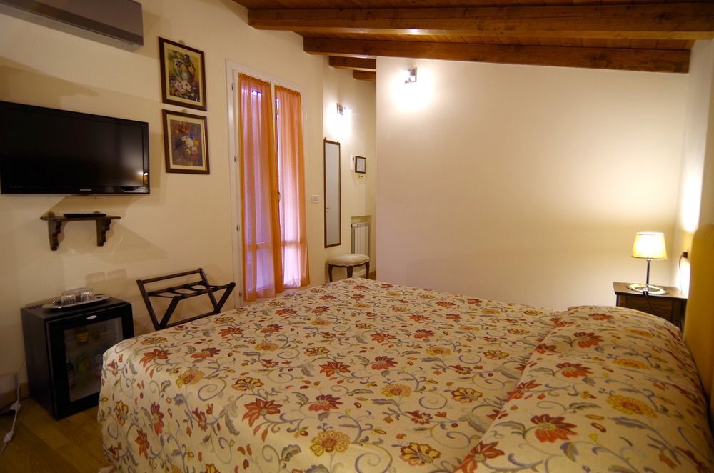 Casa Miramonte Hotel Bologna Bagian luar foto